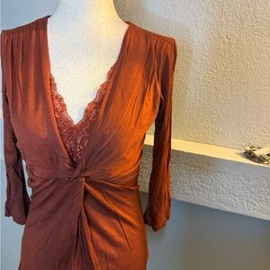 BE COOL Rust Lace Trim Blouse